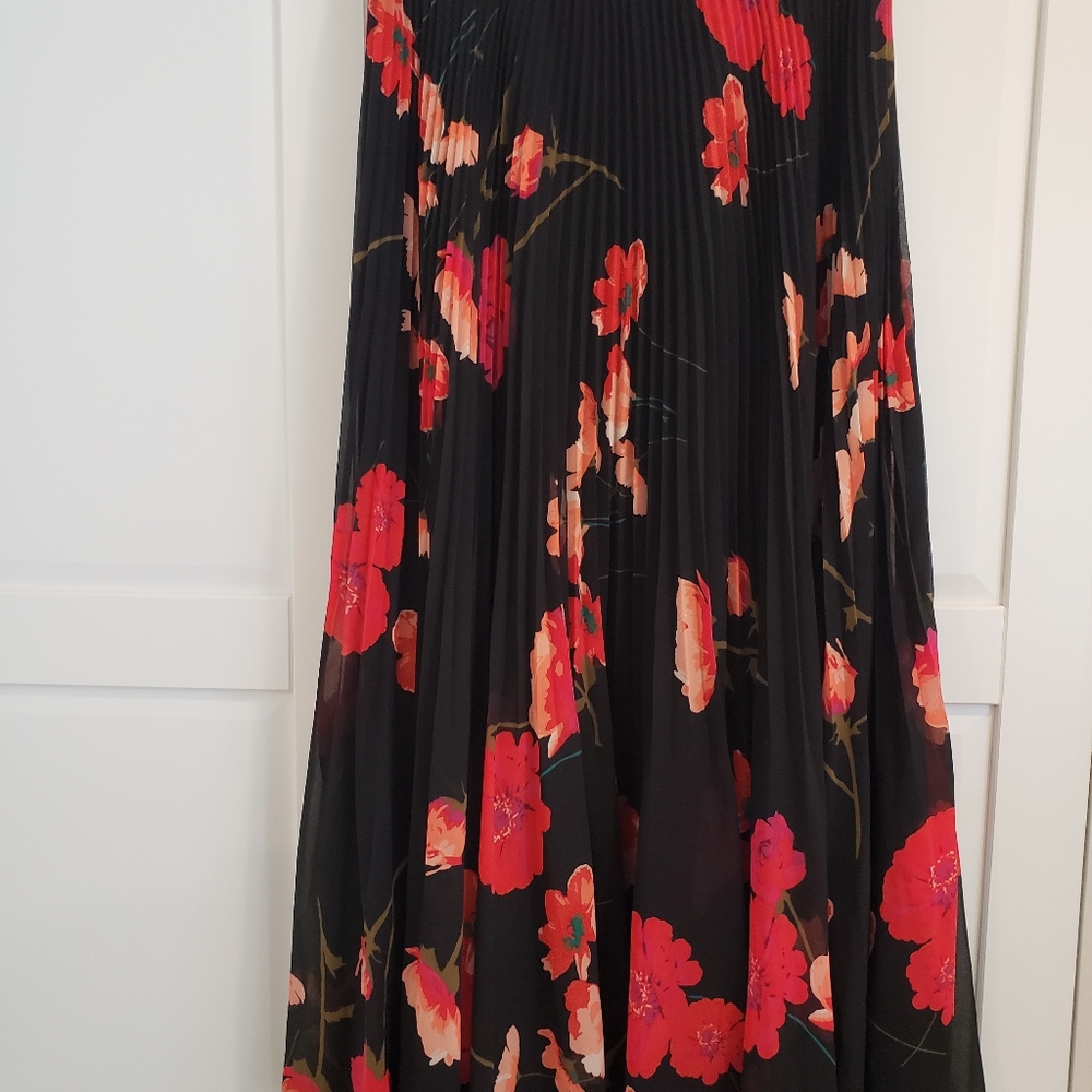Wilfred pleated floral skirt